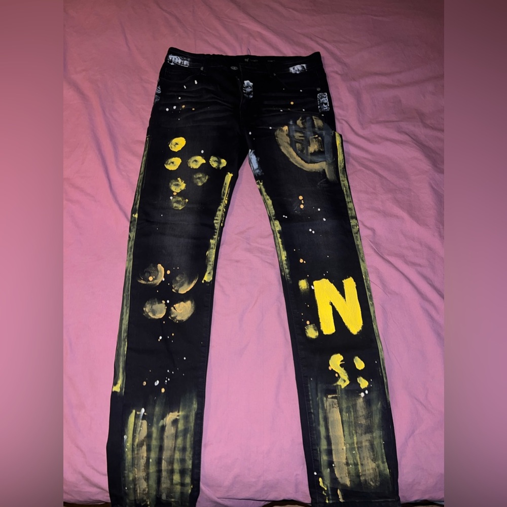 Jeans - Picture 4 of 5
